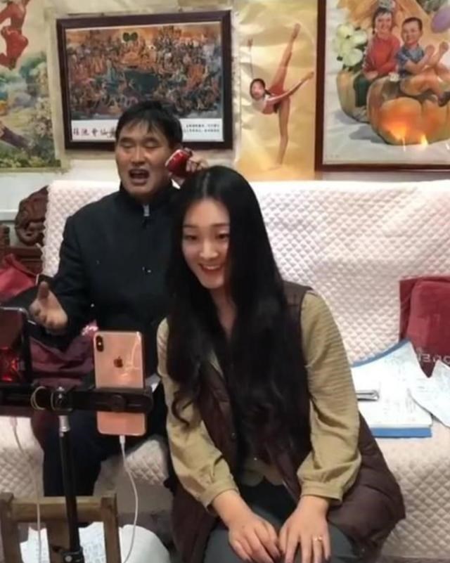 朱之文|“百万儿媳”被赶出朱家,大衣哥:车和房归你,请你放过我们一家