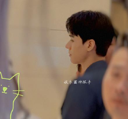 龚俊|路人镜头下的龚俊——太过真实，让人差点想出坑？