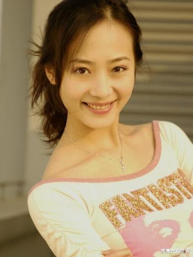 黄海波|她不顾父母反对，嫁给刚出狱的黄海波并生下孩子，现在过得如何？