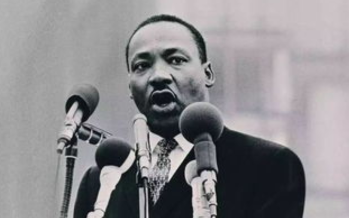 亚裔|不止是眯眯眼，美国人丑化亚裔的方式有很多种！