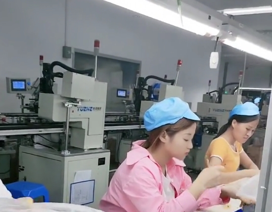 国服|在职场中，一定要懂得跟别人沟通