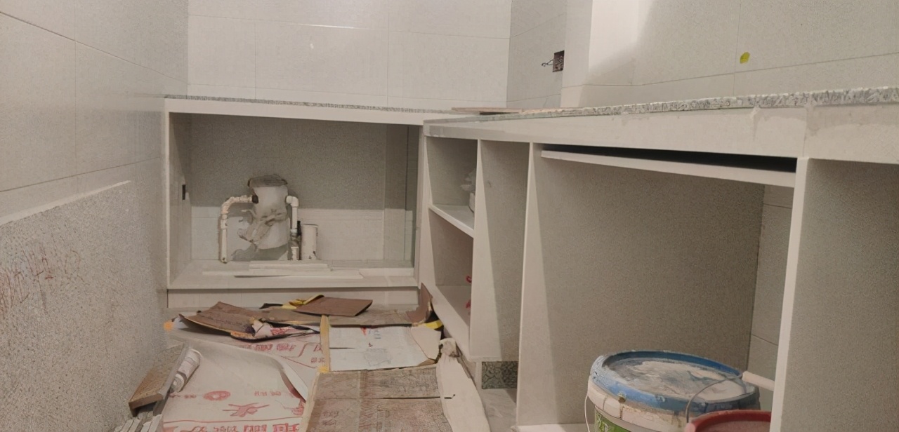 甲醛|厨房不一定要做橱柜，炒菜做饭这样“弄”，高级美观又耐用