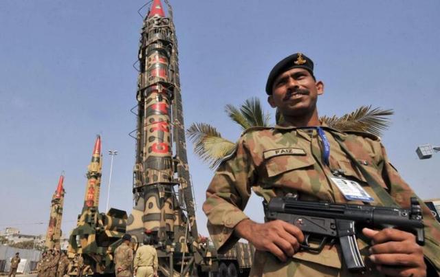 育儿馨说|世界危机迫在眉睫!印度突然狮子大开口,威胁必须援助1000亿美元