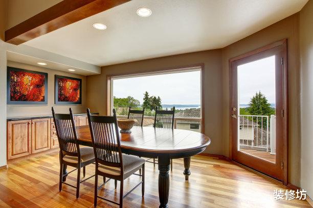 阳台装修要谨慎，防水和排水都要做好，规范施工不留遗憾