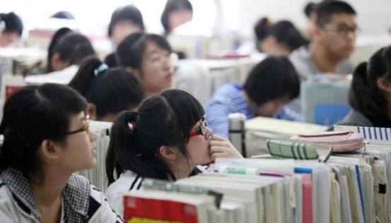 一更育儿|资深班主任直言:从教25年,这3门学科,决定了学生“智商”高低