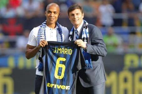 国际米兰|能力平平，眼光高情商低，C罗欧洲杯冠军队友成国米烫手山芋