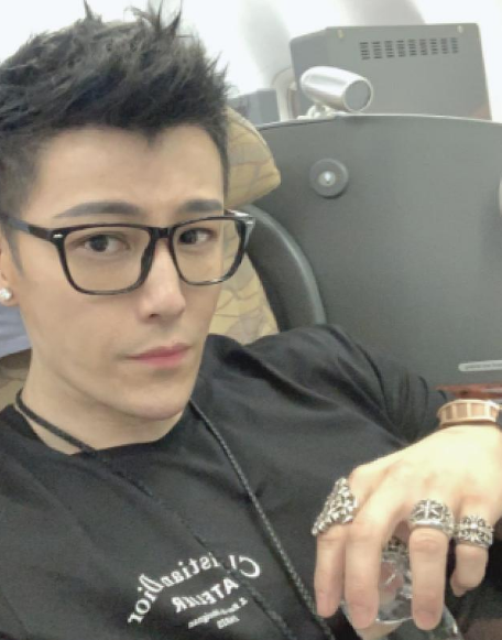 许绍洋|海豚湾王子变成肌肉男，许绍洋是怎样做到又壮又油又变脸的？