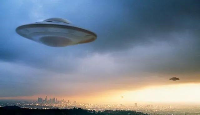 UFO 特斯拉研制的“人类版”飞碟能不能成功？制造飞碟的困难在哪里？