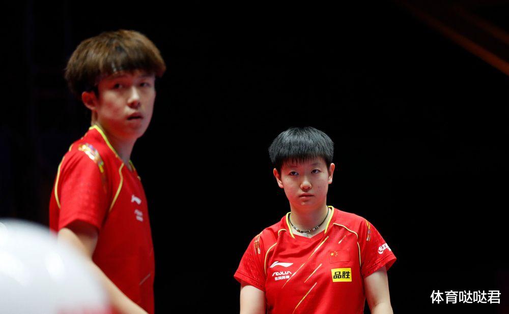 孙颖莎|国乒小魔王遭遇首败！王曼昱2-4出局，孙颖莎混双对决刘诗雯争冠