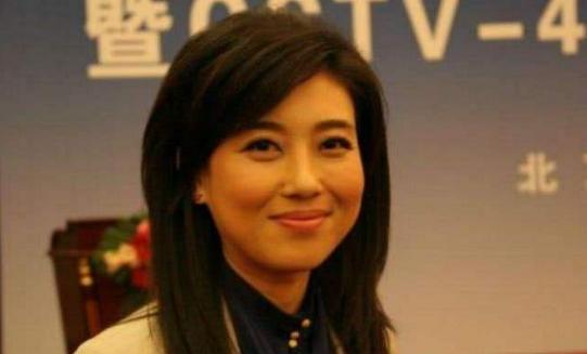 主持人|主持人李红:山村姑娘打拼进央视,没有嫁富二代,老公是大学老师