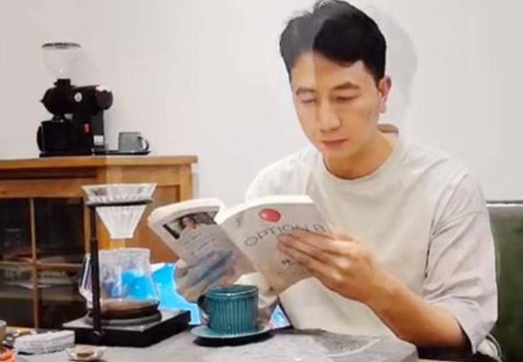 粉色|太打脸！官媒称一张图可攻破人脸识别，林生斌打卡视频做法被曝光