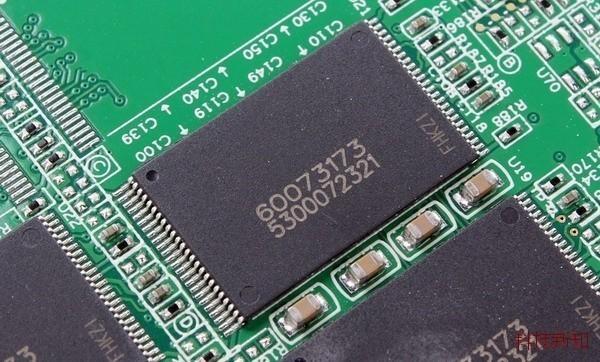ssd|挑便宜怕吃亏？选SSD看准这三条不翻车