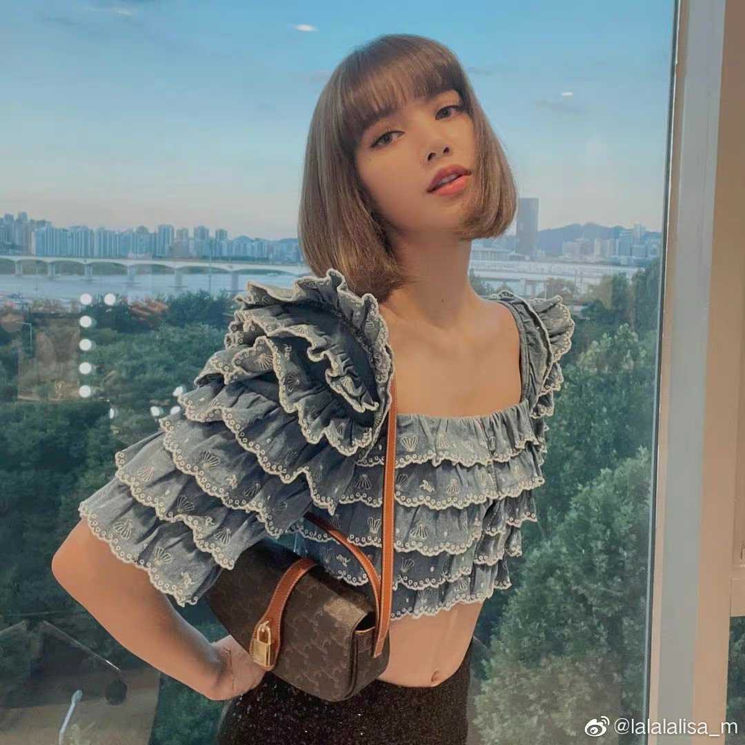 lisa|真娱乐圈姐妹！blackpink成员为lisa新歌应援，神仙友情谁不爱