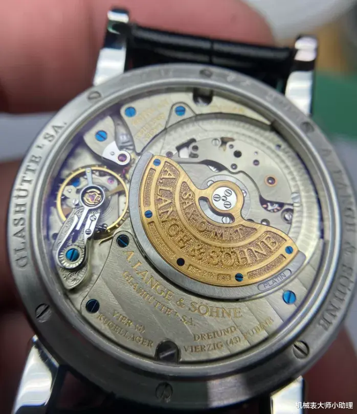 机械表大师小助理|机械表大师：纵观手表等级排名，动辄几十万的手表机芯好在哪里？