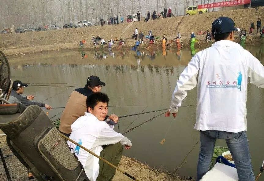 莱昂纳多·迪卡普里奥|跟我学钓鱼的玩伴，拜了国内顶级钓鱼大师为师爷，后来却主动抽身