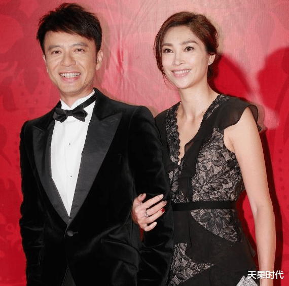 天果时代|李克勤妻子真有料，穿蕾丝长裙尽显优雅气质，不愧是“三料”港姐