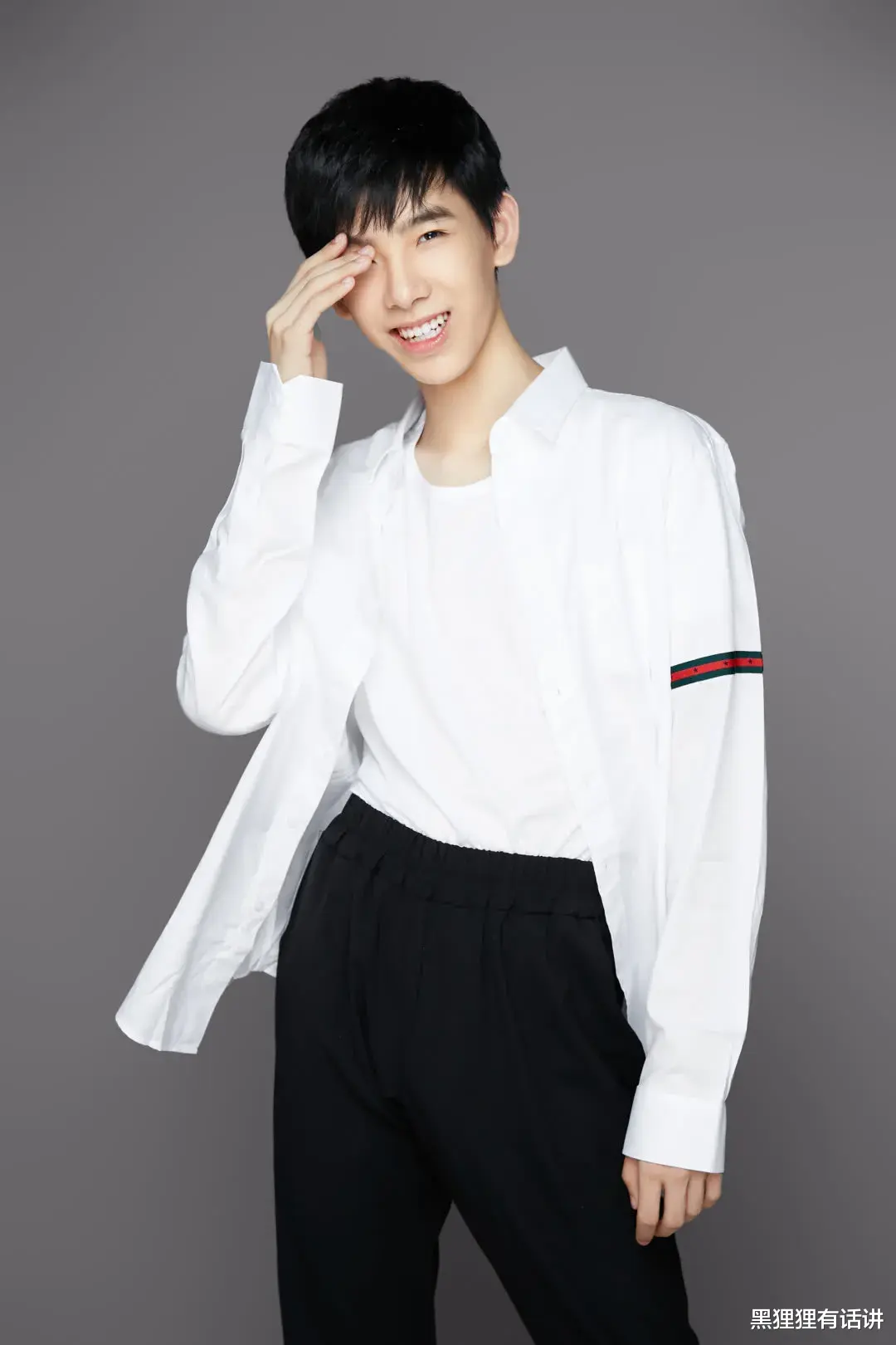 孟庭苇|王一博陈伟霆许凯杨祐宁，盘点2021年古装剧中的8大丑男