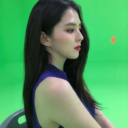 InsDaily 演恶小三却靠美貌吸粉众多！如今回归演netfilx大女主：姐姐好帅