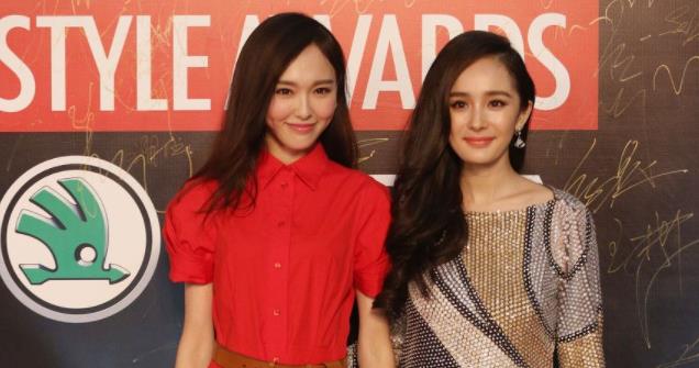 唐嫣|与曾志伟拍豪放戏，公开喊王晶爸爸，唐嫣真的是傻白甜吗？