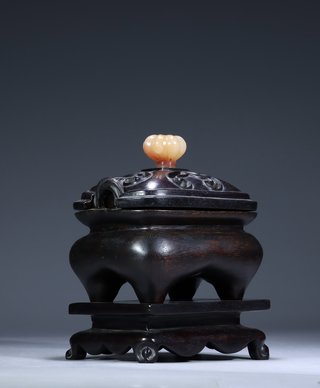 沉香木|清代：沉香木雕·冲天耳炉