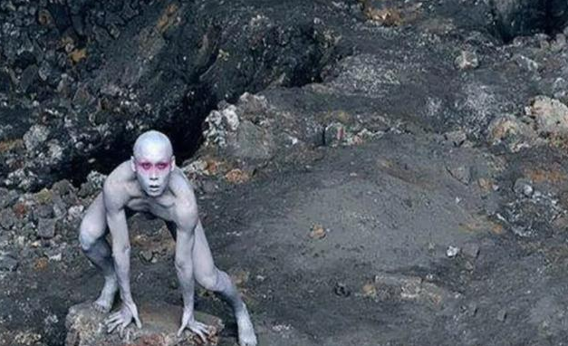 科学家 我们的脚底下是不是真的存在一个未知世界，地心人真的存在吗？