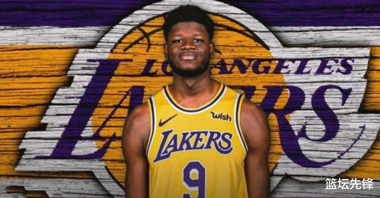 交易 佩林卡谈一交易！或5换1追2战10帽悍将！浓眉可以彻底休息了！