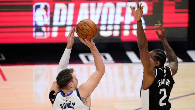 獨(dú)行俠|42+8+14！二當(dāng)家軟成狗了還帶的動(dòng)！未來第一人！