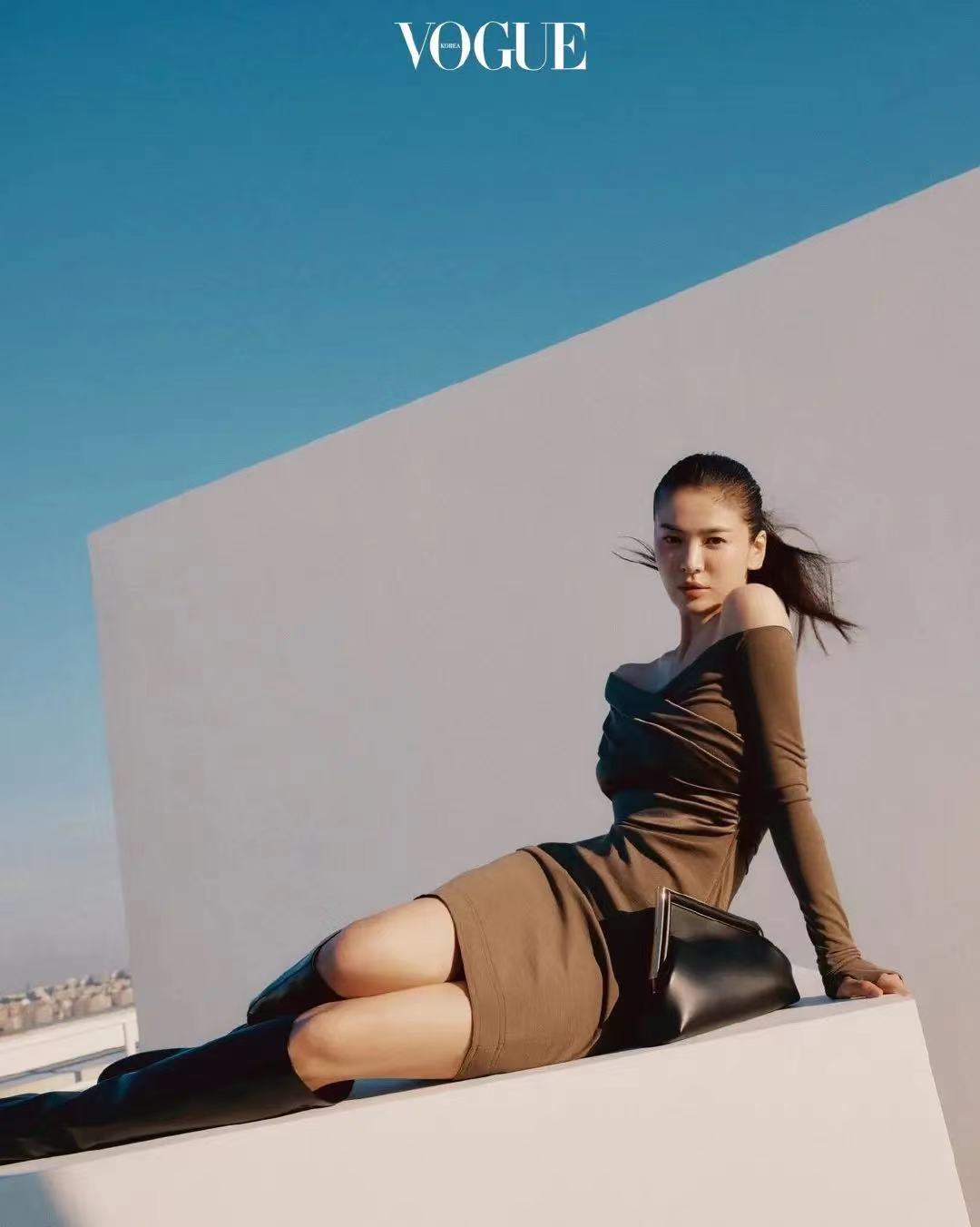 宋慧乔|宋慧乔换新发型模样大变！娃娃脸扛不住道士头型，刘亚仁晒照力推