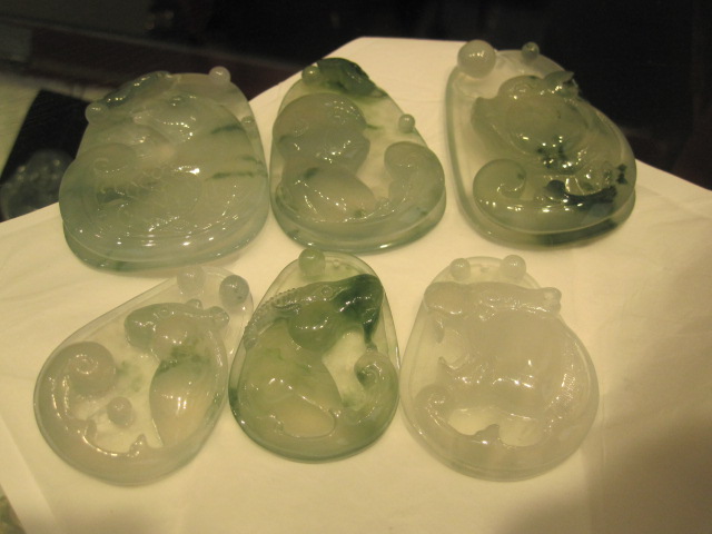 冰种翡翠|揭阳翡翠市场的价值波动