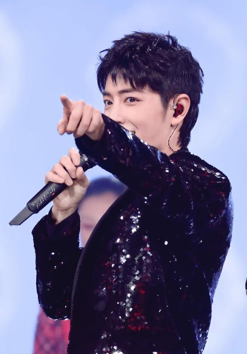 肖战|肖战遭恶意对待！抵制者再次出手，《创4》撞脸者深受其害？