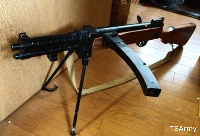 冲锋枪|盘点二战期间25种著名单兵自动武器