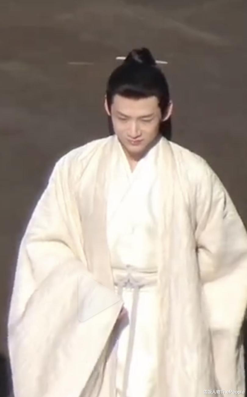 刘诗诗|仙侠版vs历史风，同样是古装造型，还是得看正儿八经的中国风！