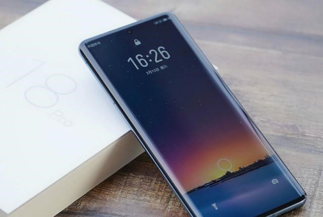 魅族|仅3599元 2K+120Hz+骁龙888 魅族18 Pro开启清仓模式