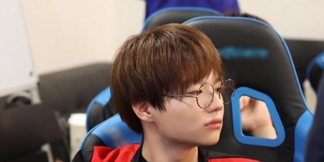 fpx战队|LOL：FPX可能无缘决赛，假赛事件波及FPX辅助刘青松，TES也跑不了