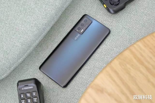 芯片|7nm芯片+256GB存储+120Hz屏,跌至2589元,66W旗舰售价更感人