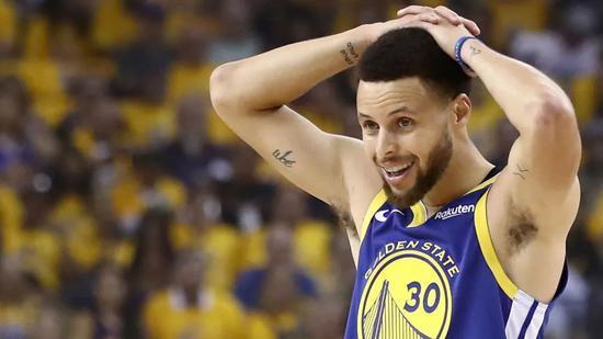 篮网队|勇士官宣雷神代替品已找到!与篮网曝地震交易,1换2,库里迎神经刀射手!