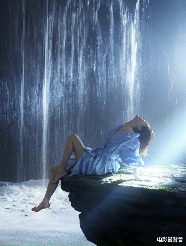 海清|《萌探》正式官宣阵容，杨紫海报造型有点甜，90花瘦身后已变美