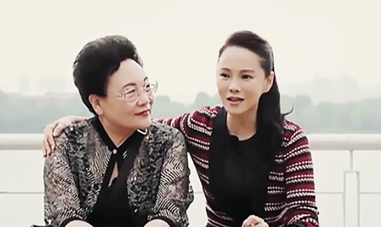 秦昊|为生女肚子上刀口化脓，在秦昊“挺身走险”前这样安慰低谷的丈夫