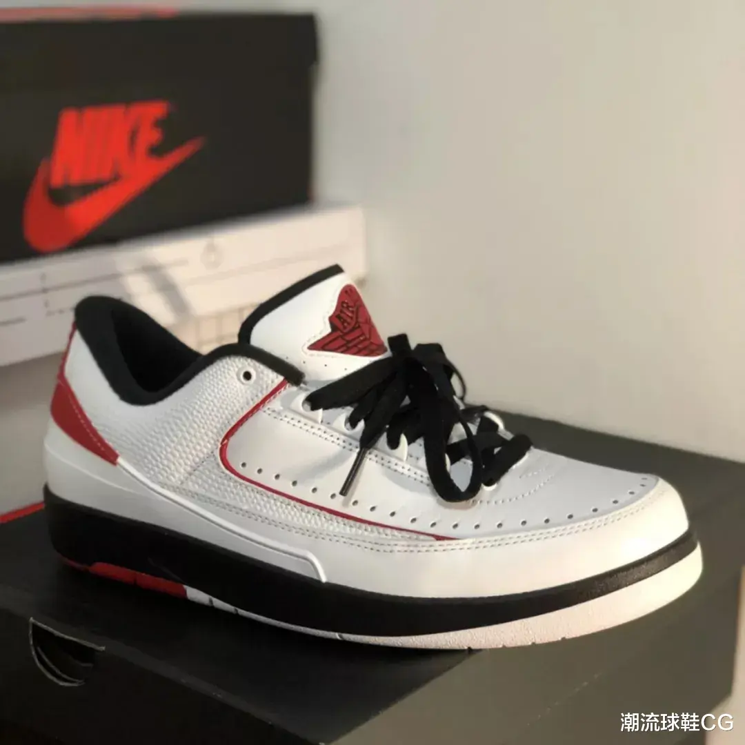 潮流球鞋CG AJ2火了？这两个大牌凭什么和它联名！