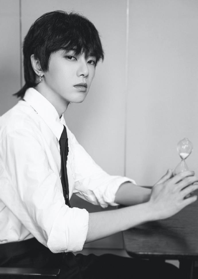 华晨宇|华晨宇14天只喝水,减重30斤,这种减肥方式不值得学习