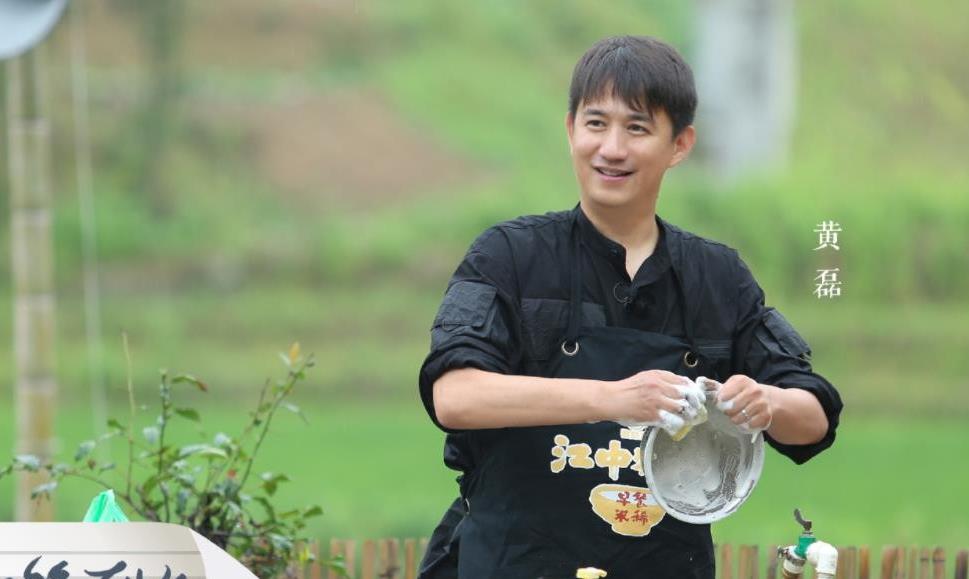 陈伟霆|接地气还是没常识？陈伟霆不知手机支付，张雪迎做饭水上浇油