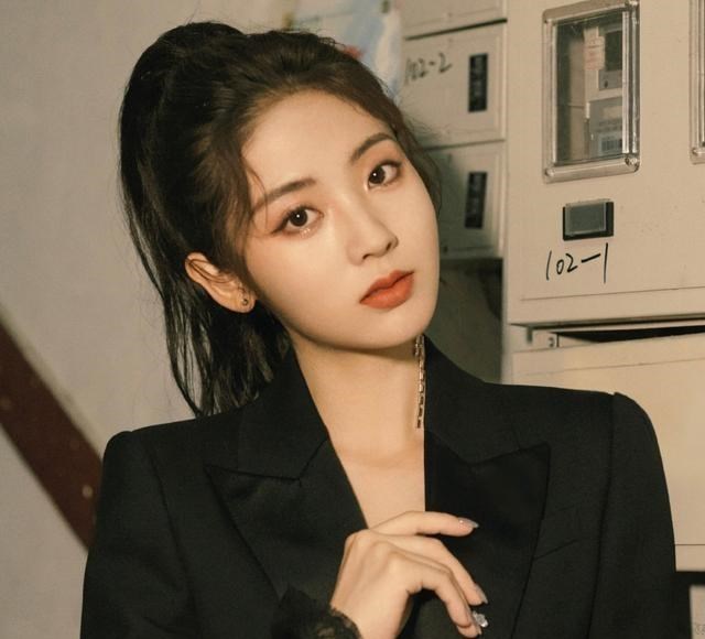 蔡徐坤|任嘉伦花钱公关？李现处境难？《冰雨火》过审？蔡徐坤被牵连？