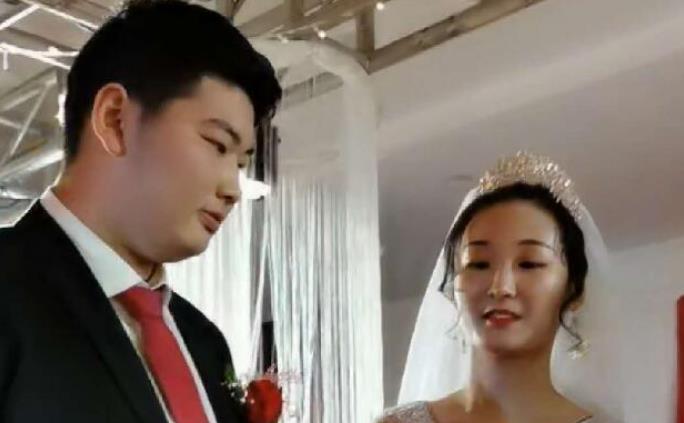 魏凝娥星座 拿婚姻当跳板？大衣哥儿媳过河拆桥疑分居，捞金本性终暴露无遗