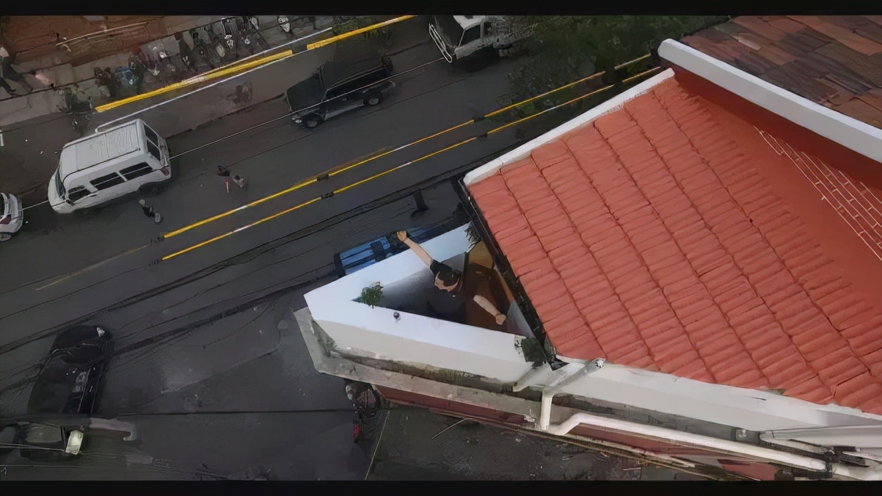 装修设计大全|上海蜗居实录，36岁剩女尴尬与父母同床睡，25㎡极限爆改花园别墅 ！