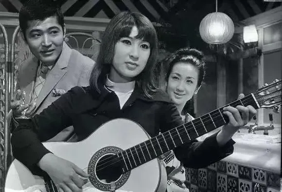 宇多田光|亚洲最赚钱的天后，私下捡了十年垃圾。她的歌一响，我的DNA就动了！