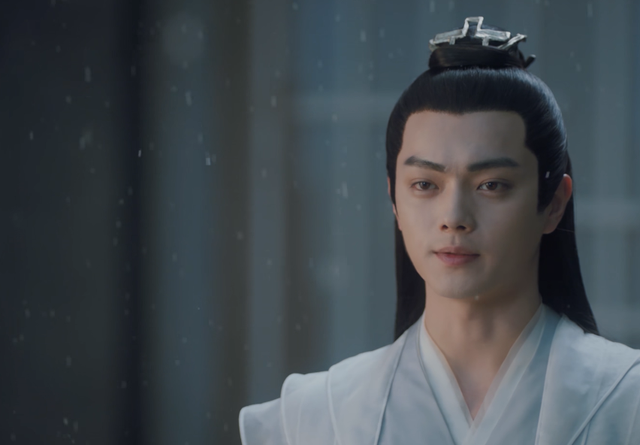 许凯|两大平台同天播出新剧，张新成演技再创新高，许凯新剧颜值下滑