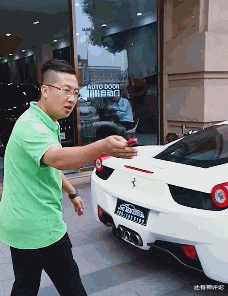 |为什么精神小伙都这么瘦？难道说他们会减肥？网友：不吃饭你也瘦