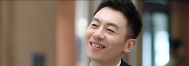 朱亚文|《赖猫的狮子的倒影》：从慢热到大火，朱亚文新剧凭啥这么豪橫