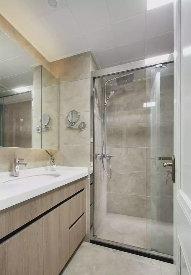 卫生间吊顶也很关键,教你挑选合适的卫生间吊顶