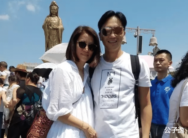 袁咏仪|“顺了一辈子的女人”袁咏仪：娘家，托起了她这“疯癫”的一生